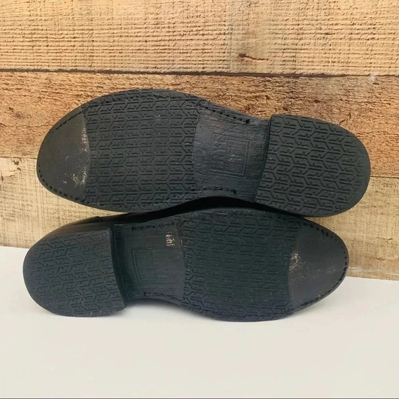 Frye Oliver Oxford in Black - Picture 8 of 9